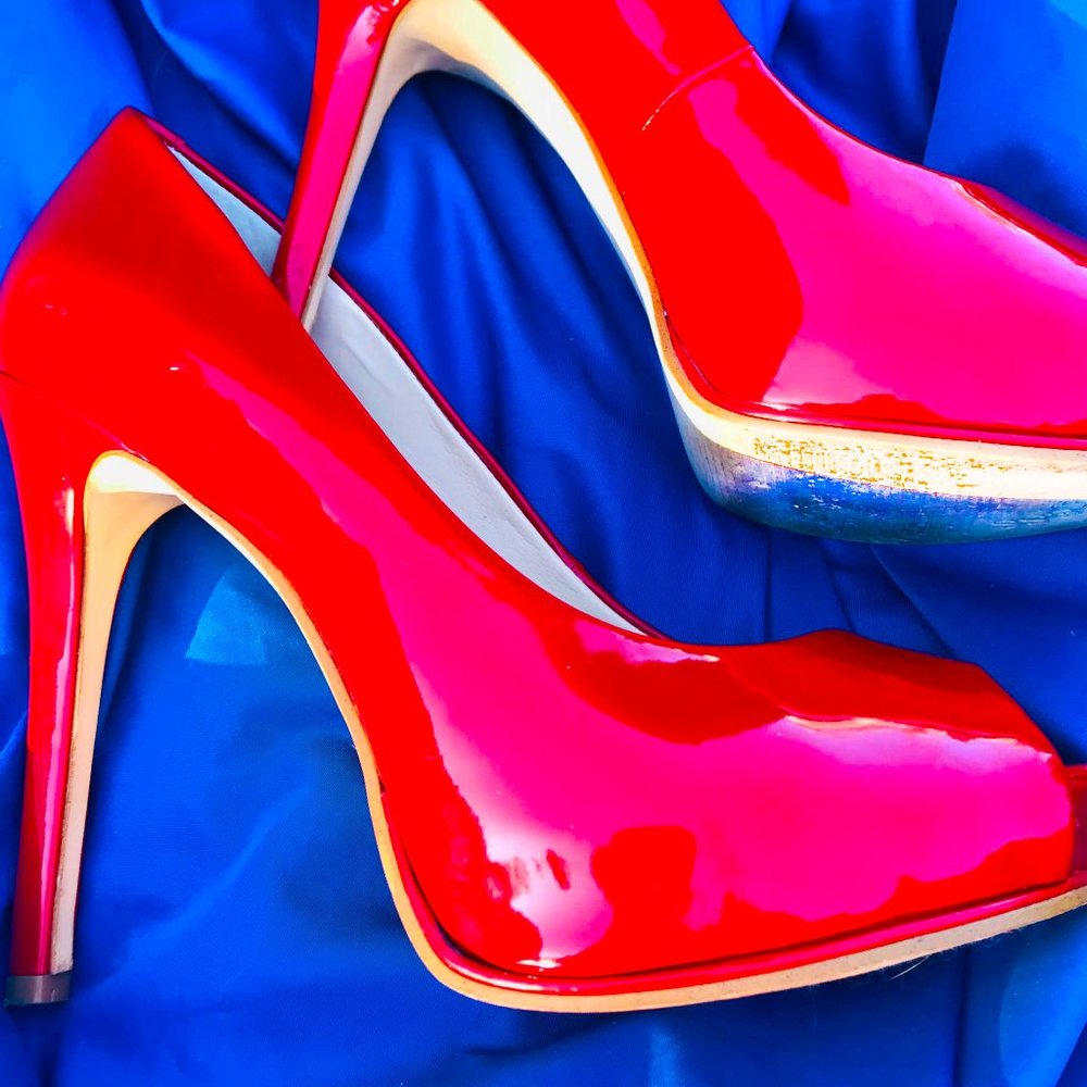 Red Guess PATENT LEATHER Pumps SZ 8.5